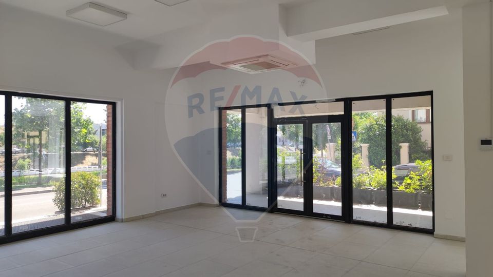 Spațiu comercial ori birouri de închiriat, zona ultracentrală, Oradea