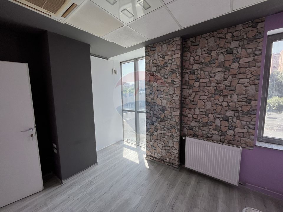 667.3sq.m Office Space for rent, Giurgiului area