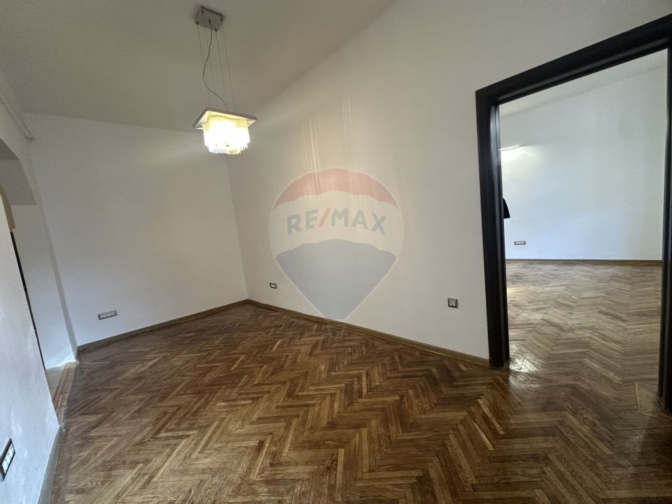2 cam, central, tavan inalt, ideal birou, comisio 0
