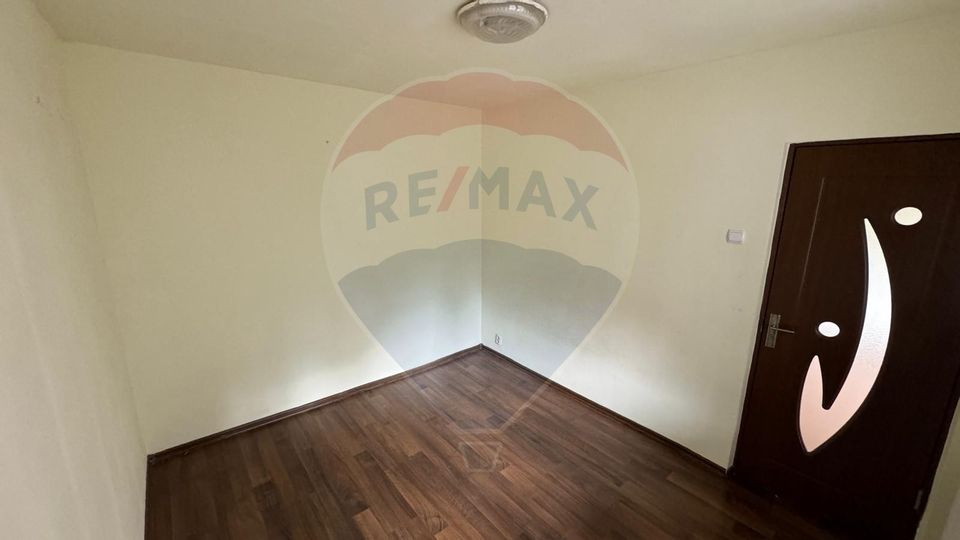 Apartament cu 2 camere de vânzare în zona Traian