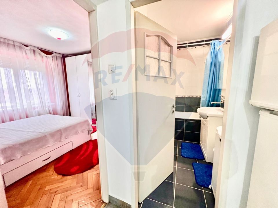 2 room Apartment for rent, Decebal area