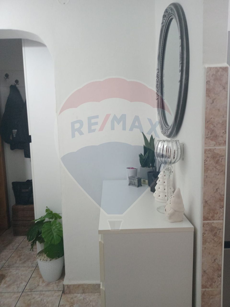 Apartament cochet, 2 camere , zona Spitalul Judetean