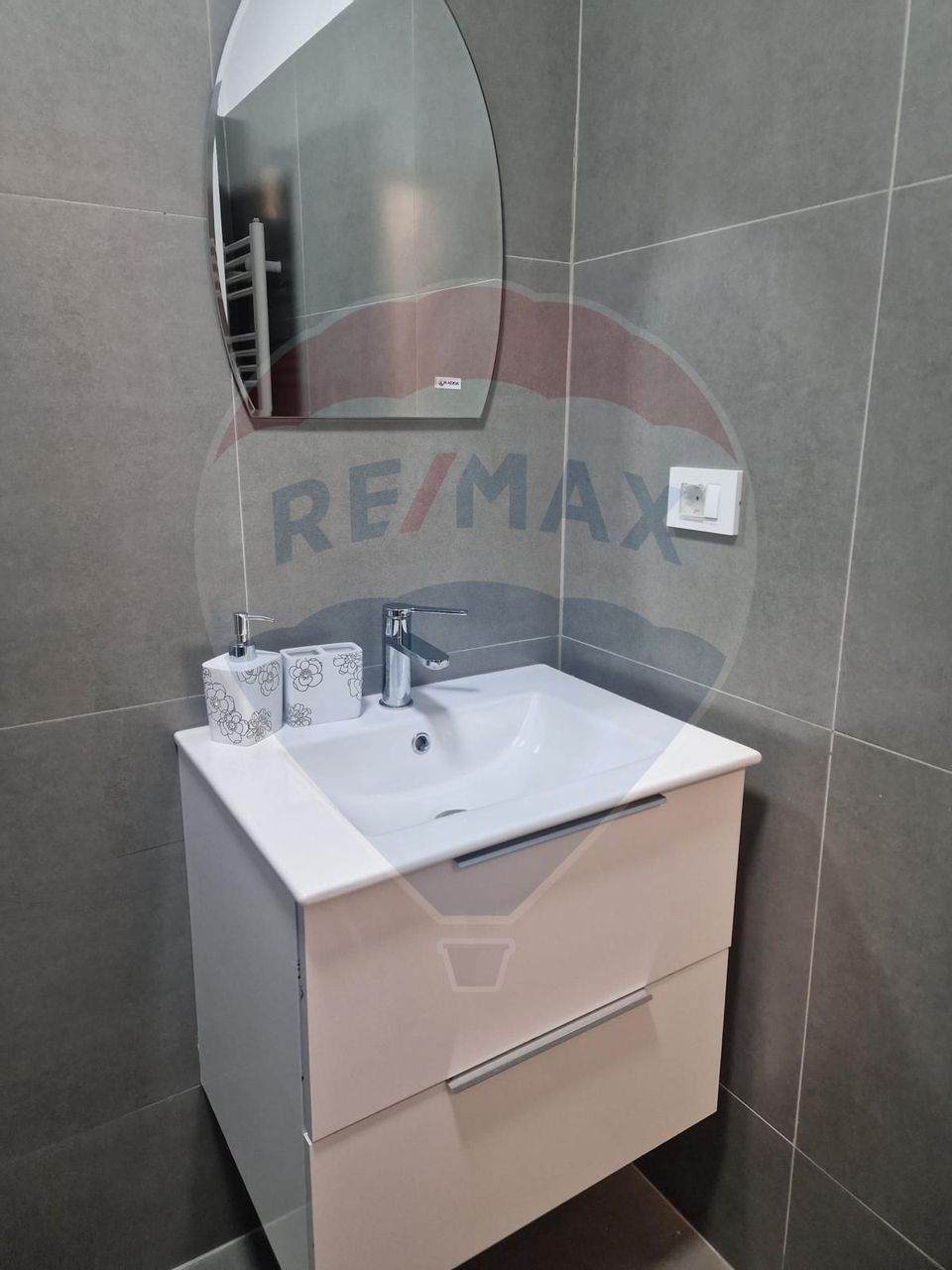 Apartament cu 2 camere de închiriat Faleza Nord Campus Constanta