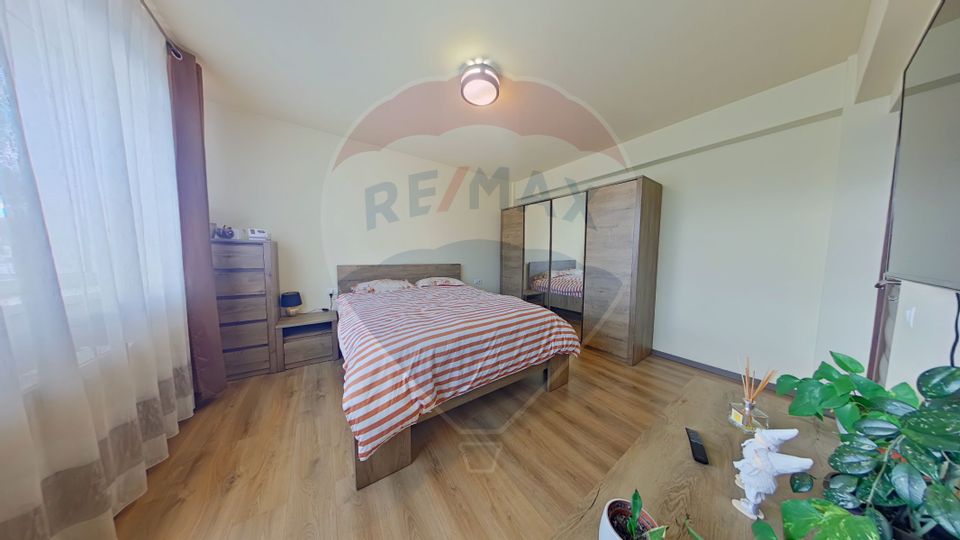 Apartament cu 3 camere, comision 0% la cumparator