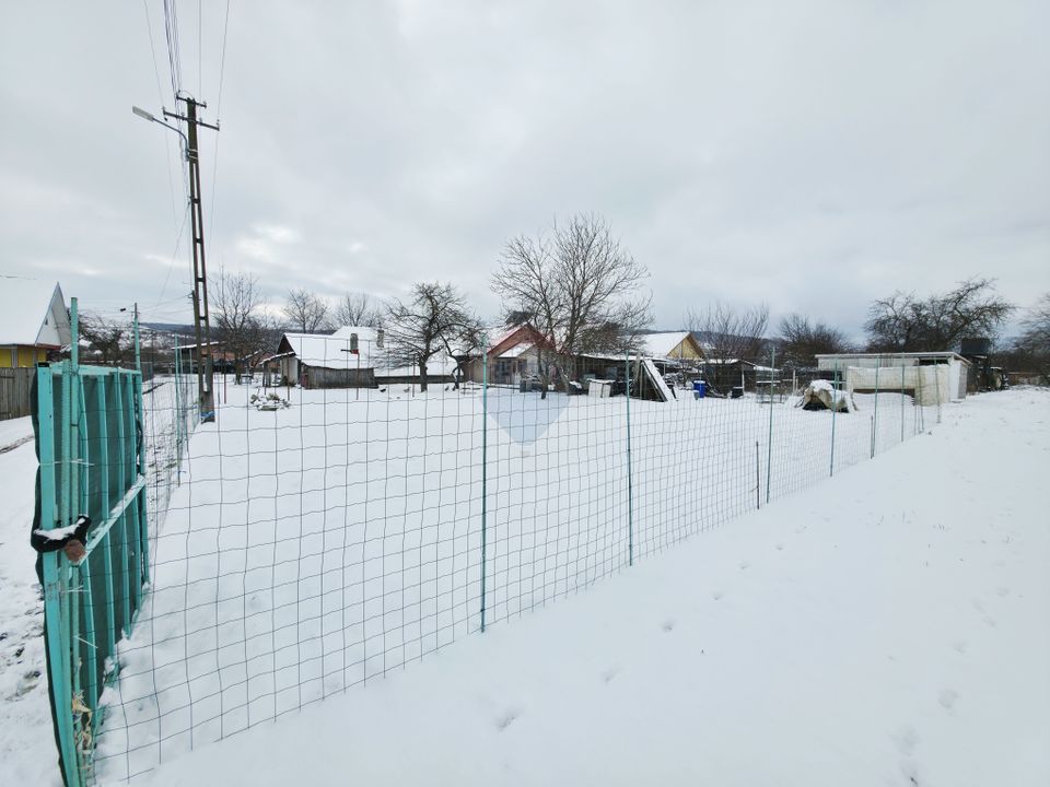 Land 325sqm Dobreni / Strada LASCAR CATARGIU