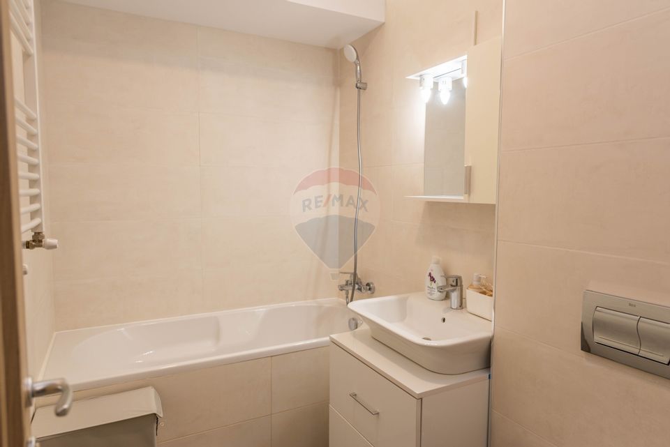 Garsoniera decomandata de inchiriat 41 mp Novum Politehnica