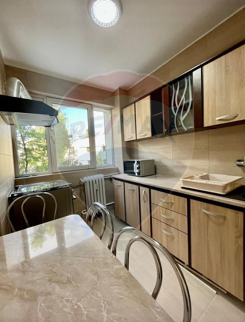 3 room Apartment for rent, Pajura area