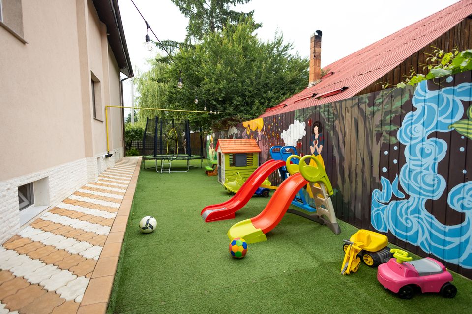 Casa spatioasa de vanzare