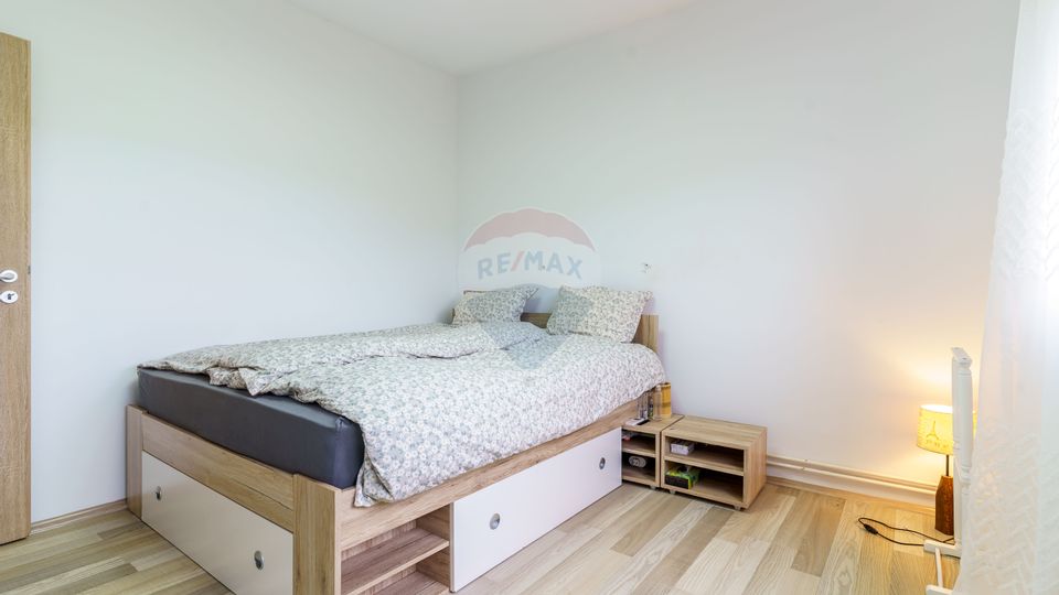 Teren 9.4 ha extravilan + casa 230 mp, COMISION 0%