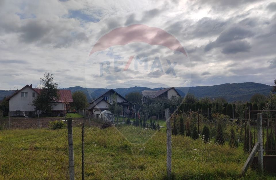 Land 1,100sqm Sighetu Marmatiei / Strada Primaverii