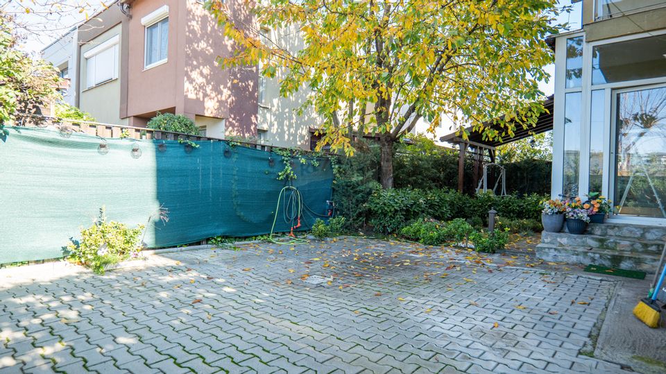 Casă de vanzare - tip duplex, 4 camere, în Tunari – Sidney Residence