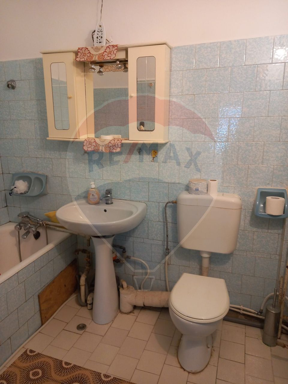 3 room Apartment for sale, Est area