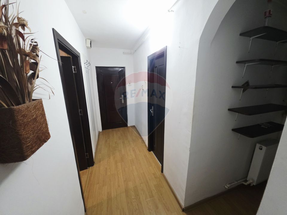 Apartament cu 1 camere de vânzare  Zona Carpați, Piatra Neamț
