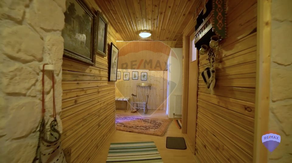 Casă cu poveste în Zamora, Bușteni