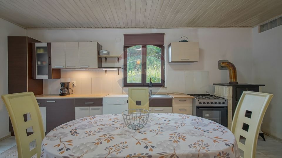 3 room House / Villa for sale, Malul Ursului area