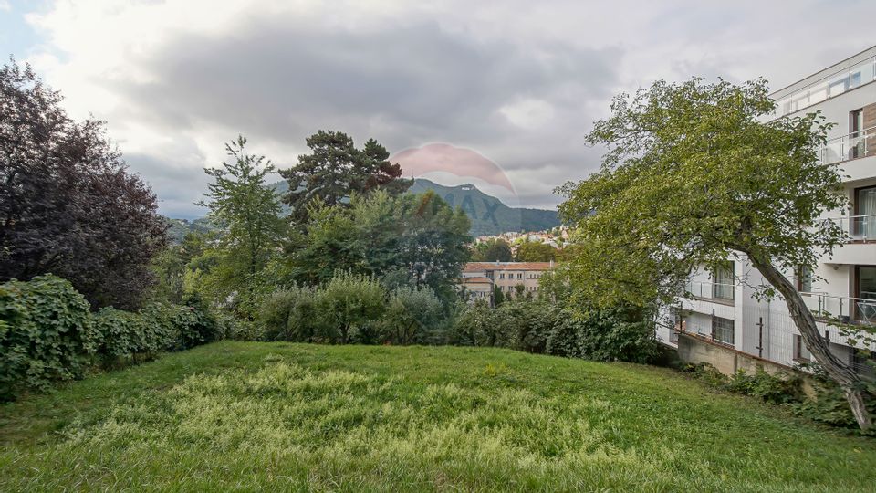 Casă / Vilă de vânzare – Strada Sitei nr. 42, Brașov