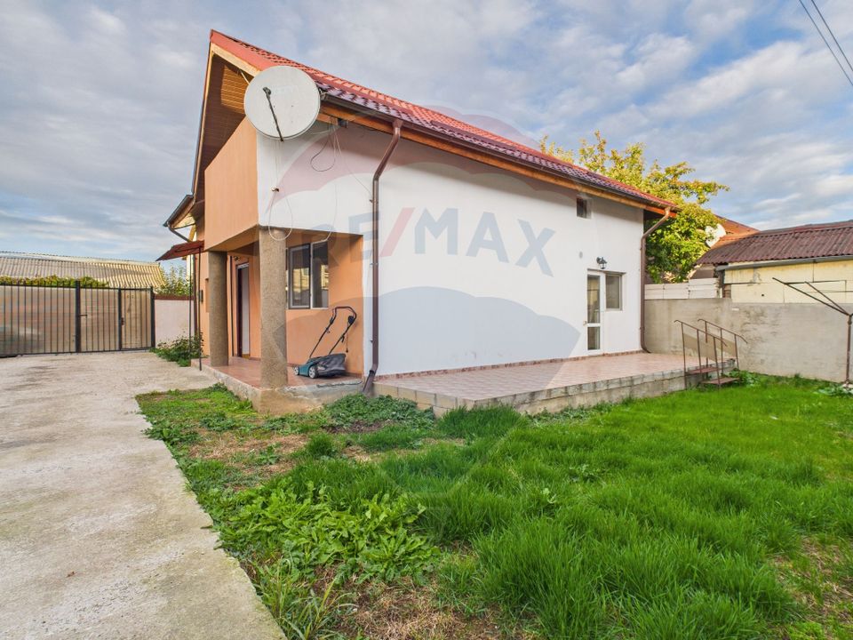 6 room House / Villa for sale, Est area