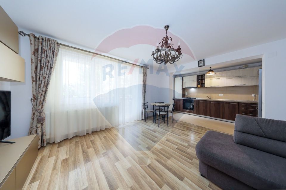 3 room Apartment for sale, Tractorul area
