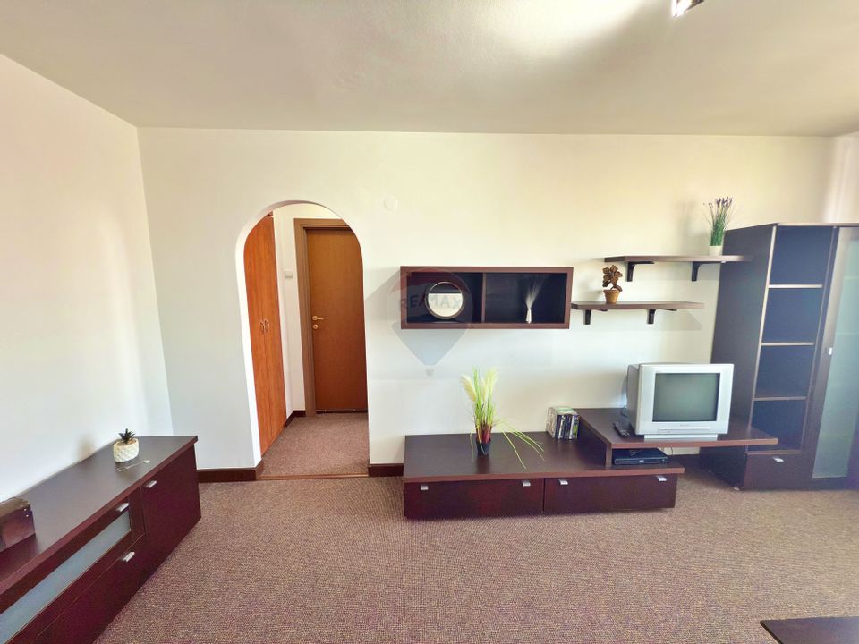Apartament cu 2 camere de închiriat în zonă Ultracentrală