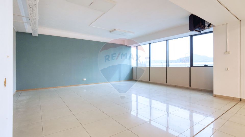 2,000sq.m Commercial Space for rent, Calea Bucuresti area