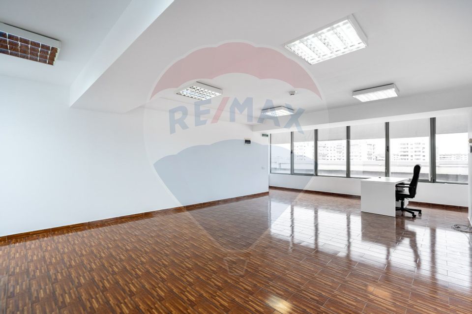 45sq.m Office Space for rent, Turda area
