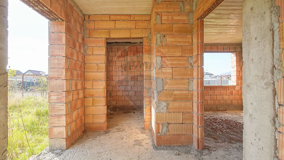 6 room House / Villa for sale