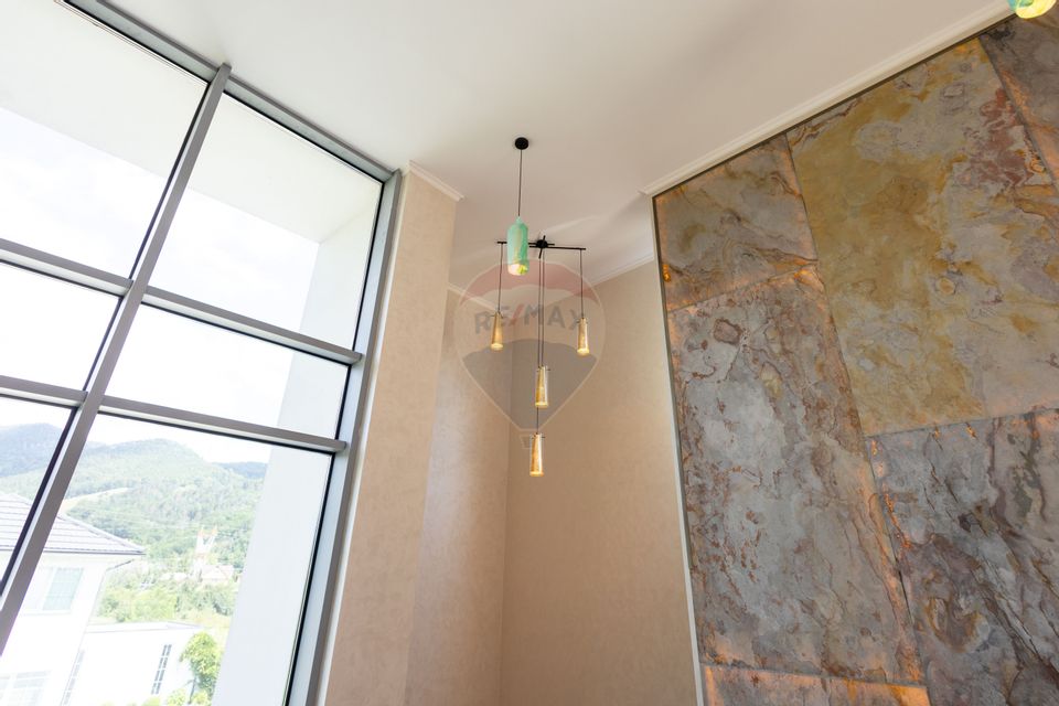 Vilă cu piscină de vanzare  – Bistrița