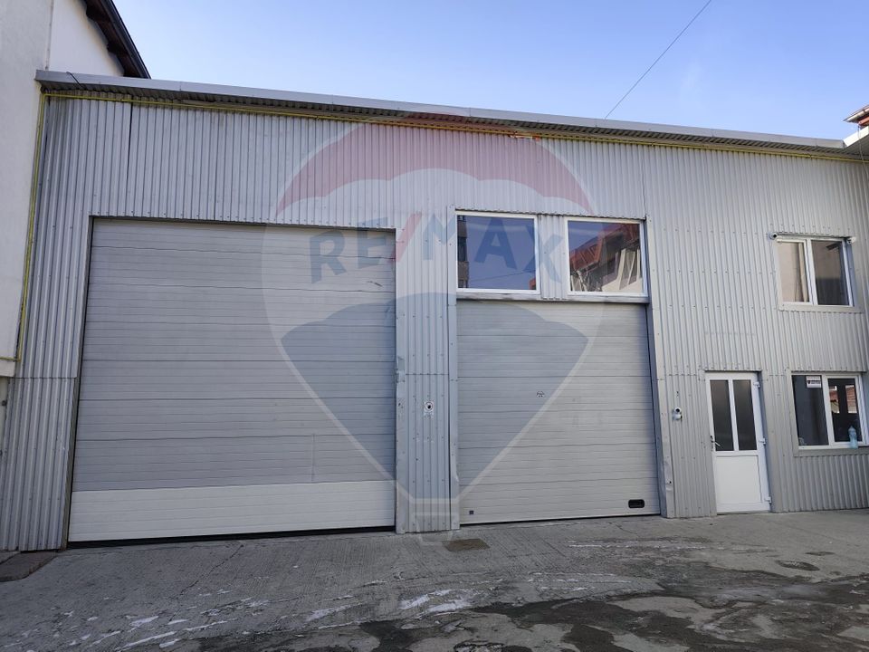 De inchiriat hala cu birouri si curte interioara in Burdujeni