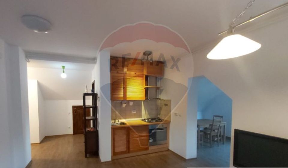 Duplex in vila la Busteni