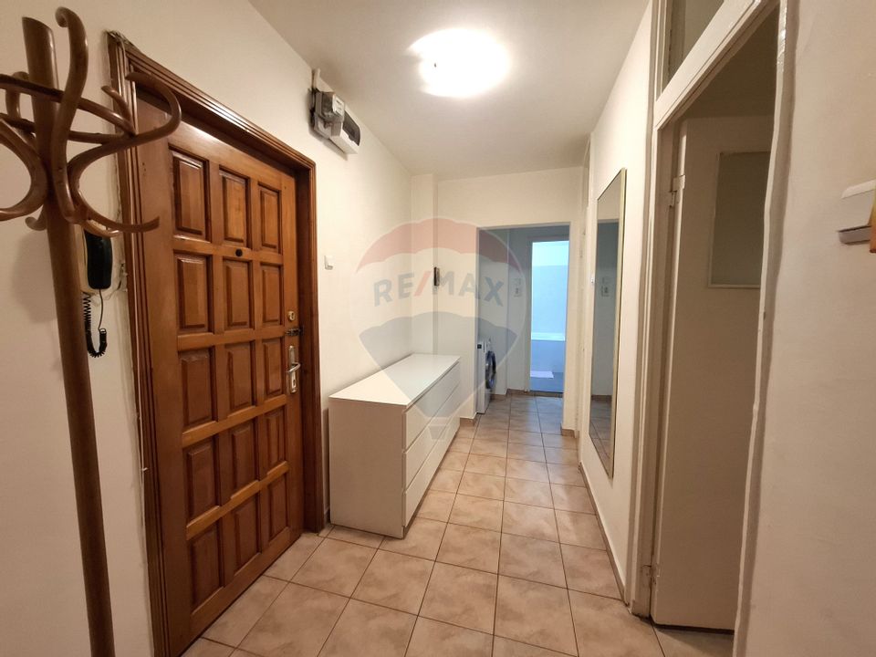 De inchiriat apartament 2 camere decomandat mobilat Bucur Obor