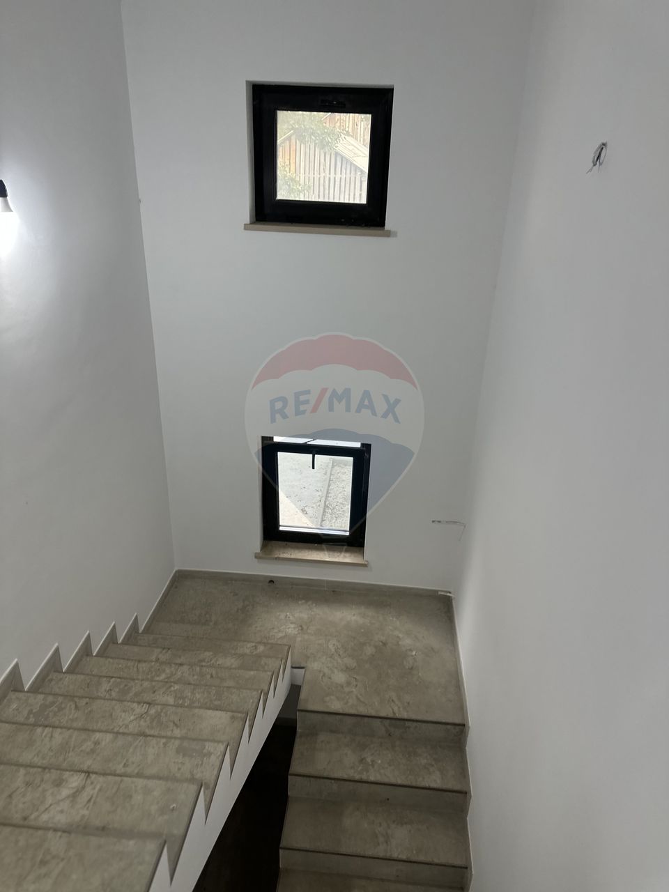 5 room House / Villa for sale