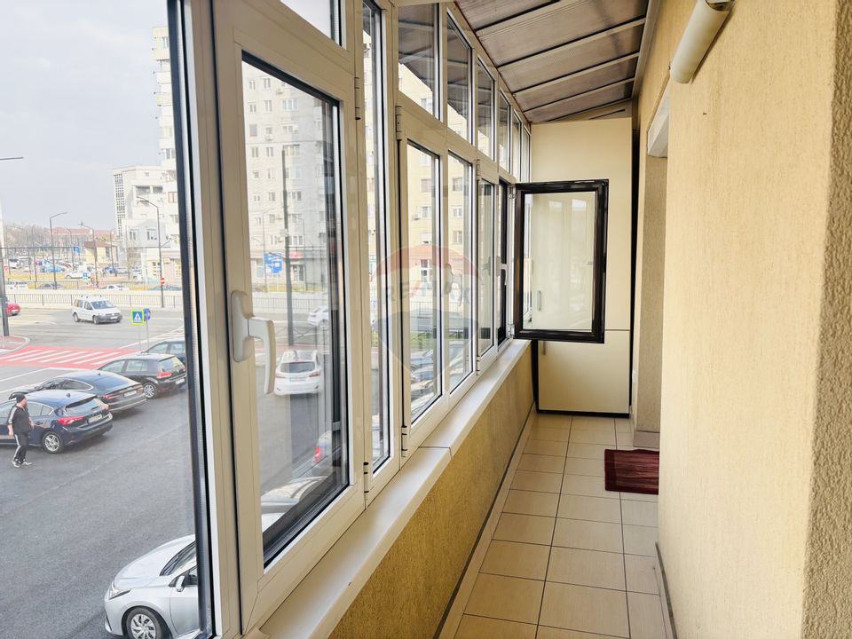 Apartament de închiriat cu 4 camere, 2 băi, str. Gh. Costaforu, Oradea