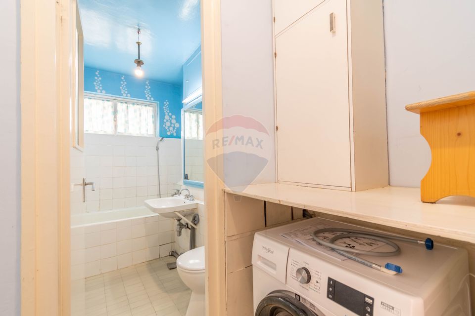 Apartament 3 camere de vanzare, 63mp, decomandat, boxa, Agricultorilor