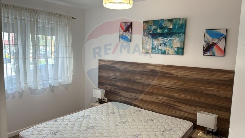 Apartament de închiriat cu 2 camere și loc de parcare în zona Ioșia