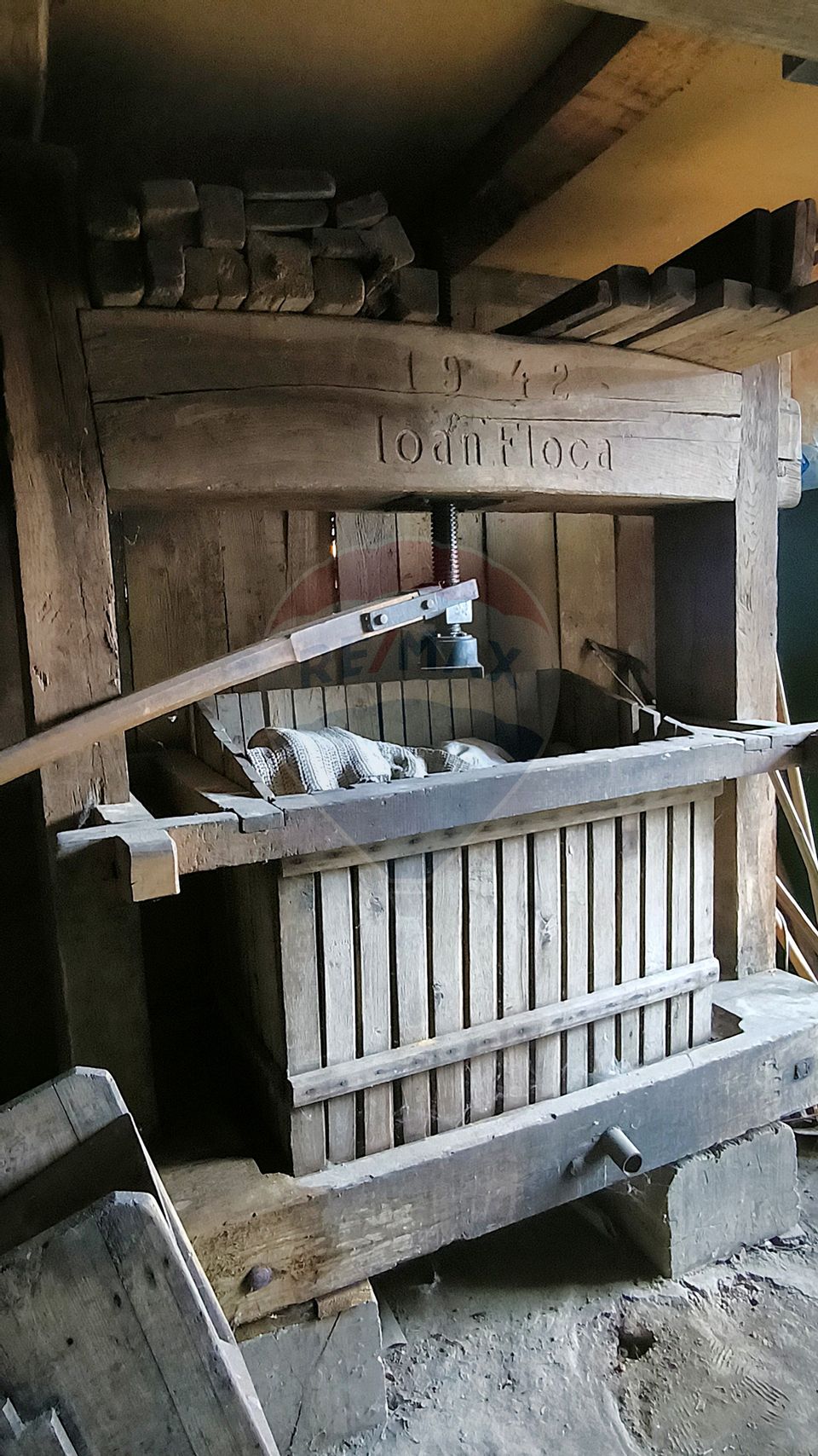 Casă / Vilă cu 4 camere de vânzare