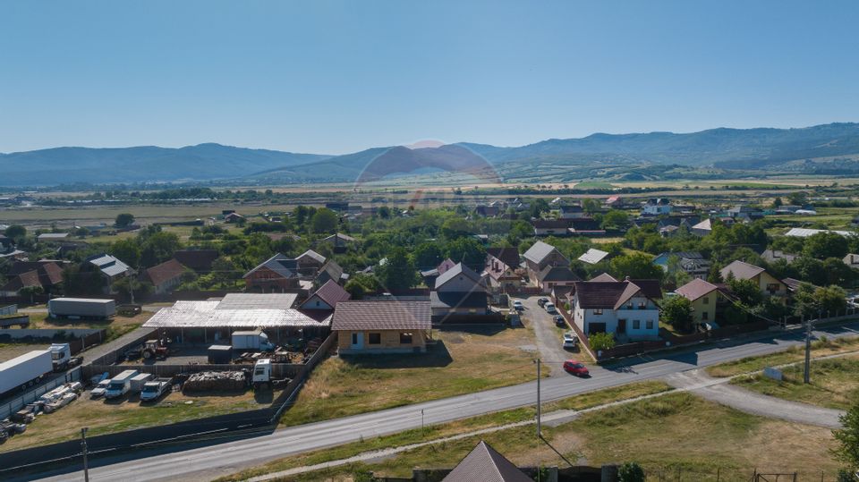 Proiectul Tău de Vis Începe Aici – Casă Nouă, 588 mp Teren, Cărpiniș