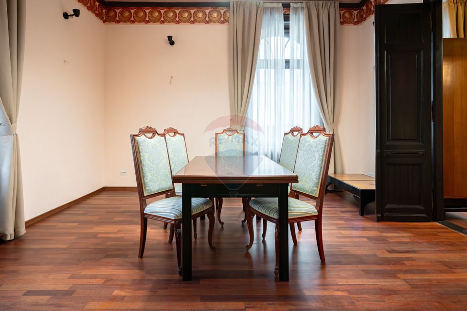 130 sqm Historic Property – Ideal for Living or Office