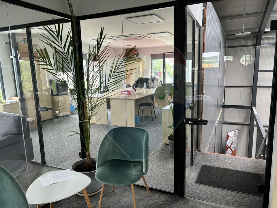 Spatiu industrial Hale, depozit logistic, Birouri premium - Targoviste