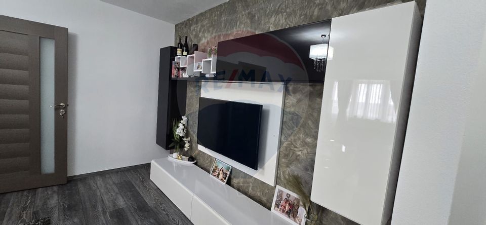 4 room Apartment for sale, Central area