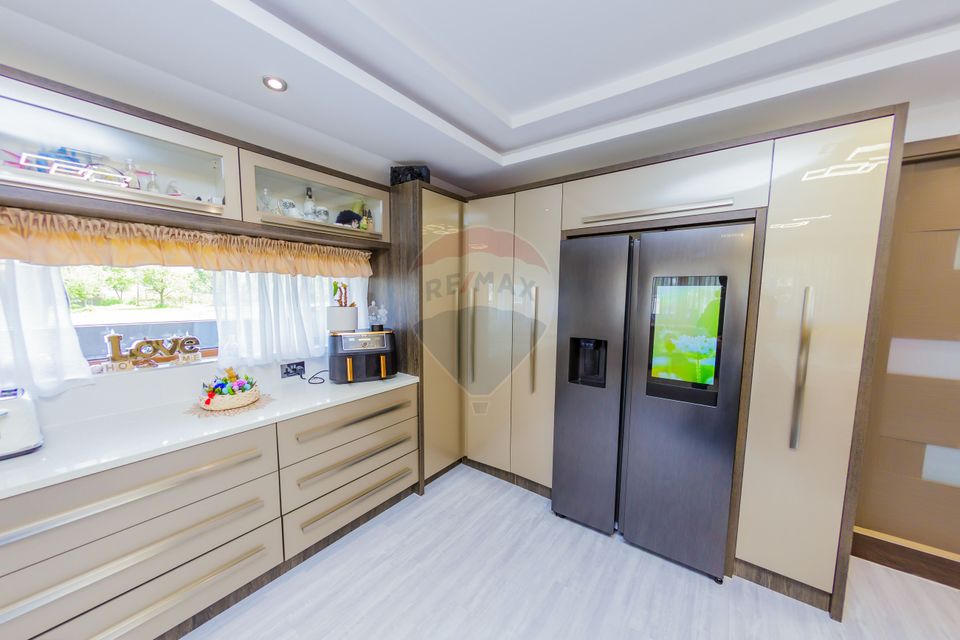 PROPRIETATE DEOSEBITA - Busag