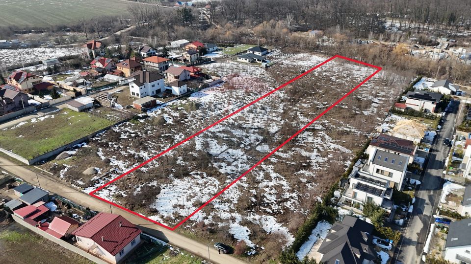 Teren deschidere generoasa, contructii/investitii Dumbraveni