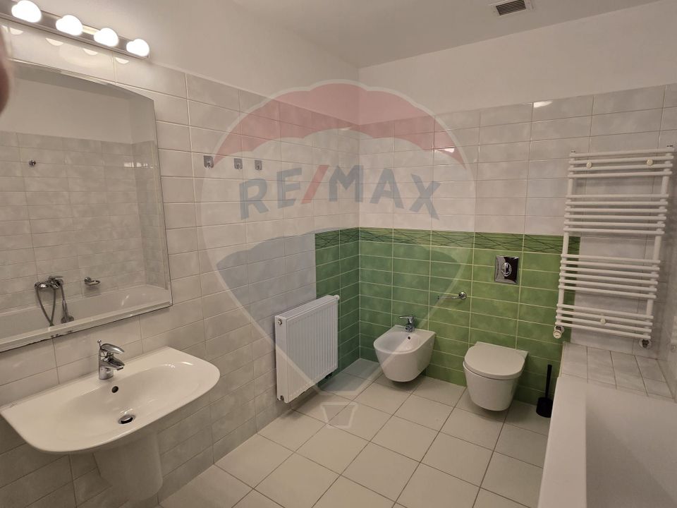 Inchiriere Apartment 4 camere Complex Liziera Pipera