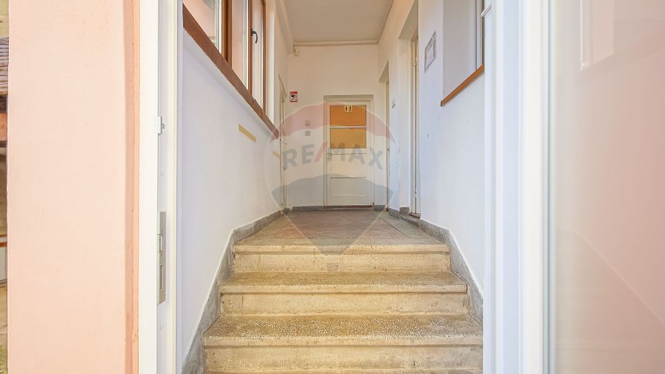 COMISION 0 Casă cu potențial excelent, teren 446 mp, Strada Fanionului