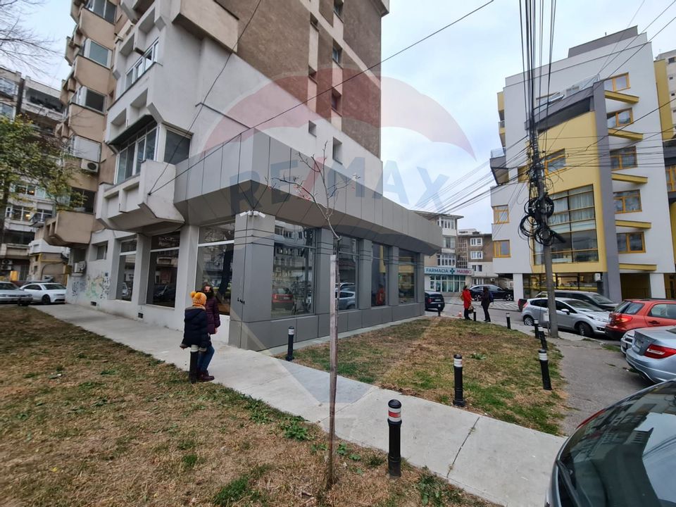 211sq.m Commercial Space for rent