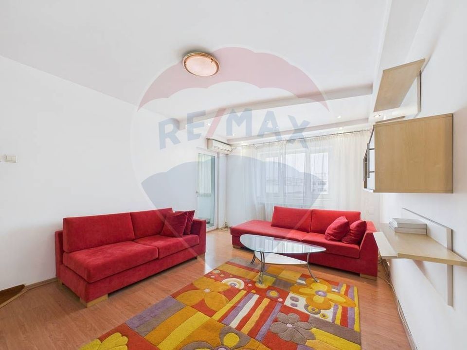 De vanzare Apartament cu 3 camere mobilat utilat în zona Baneasa