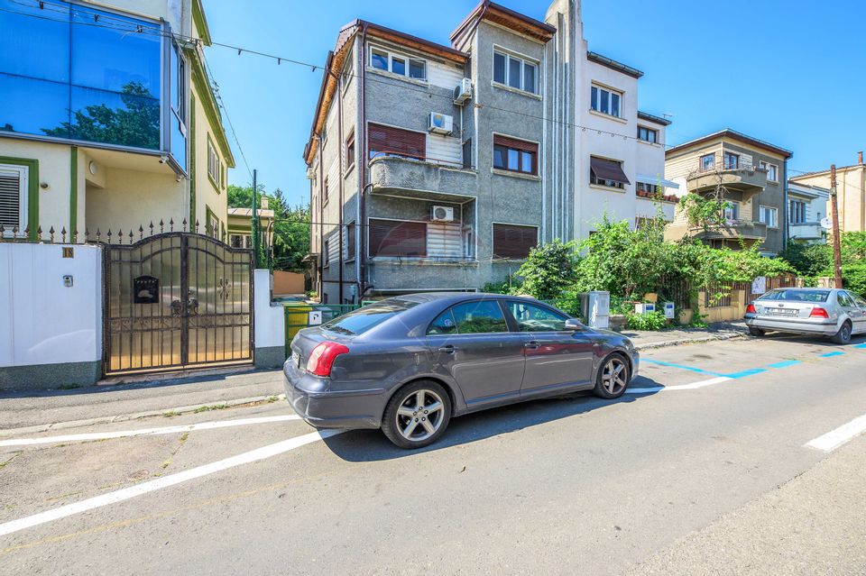 7 room Apartment for sale, Cotroceni area