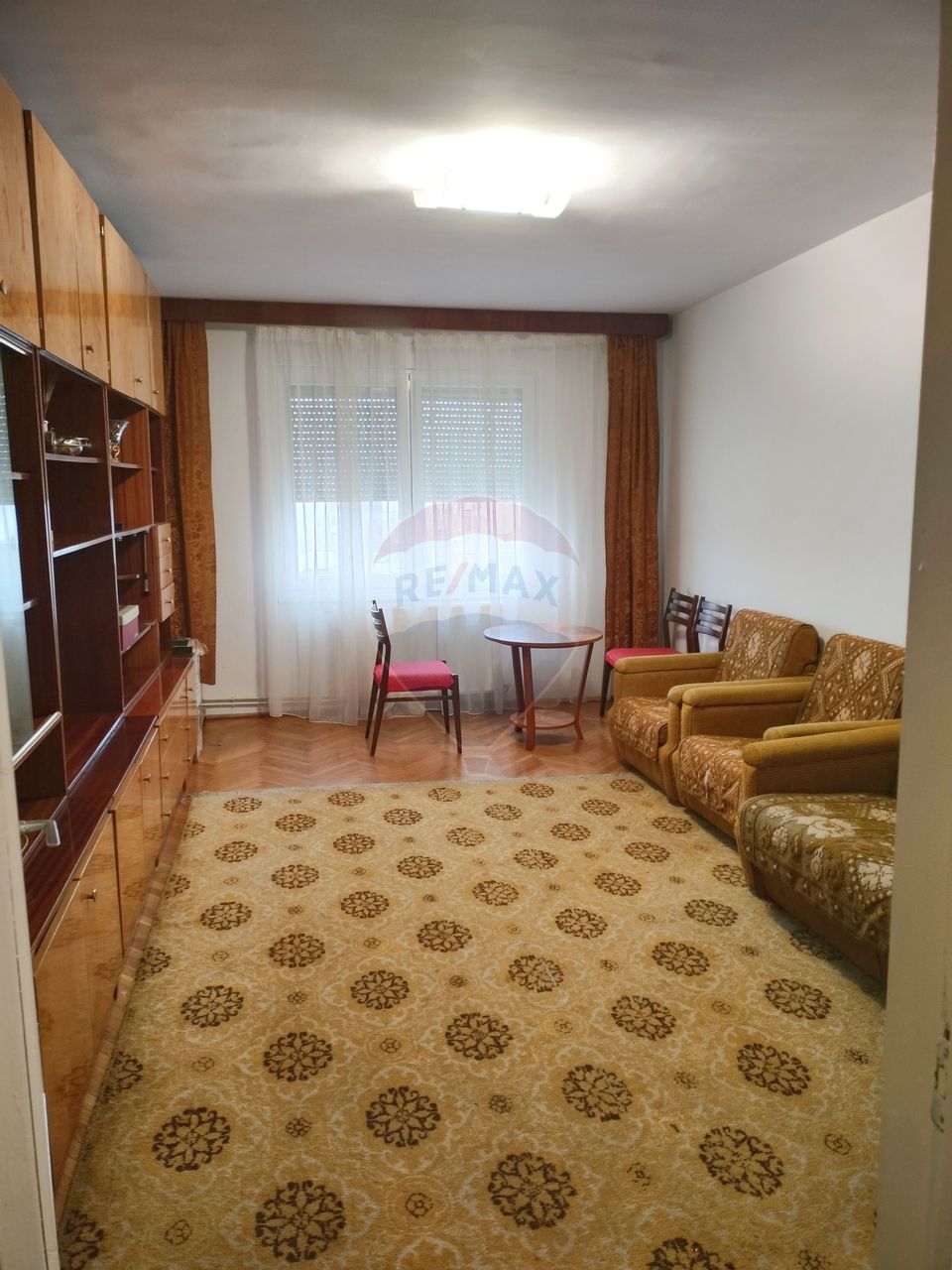 Apartament doua camere decomandat - cartier Tineretului Tarnaveni