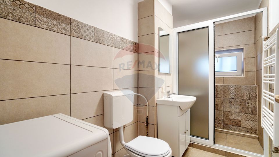 Apartament cu 3 camere de închiriat B-dul Victoriei