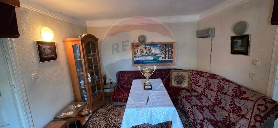 Casă / Vilă de vânzare/Ciuslea