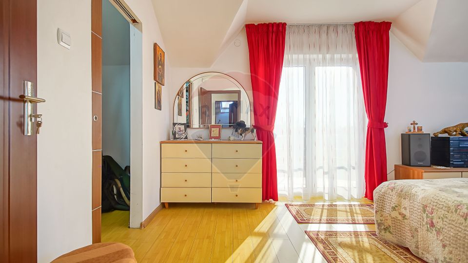 4 room House / Villa for sale